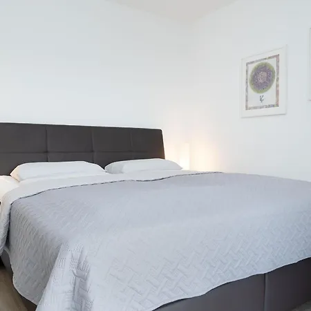 Haus Seeblick Abendroete *